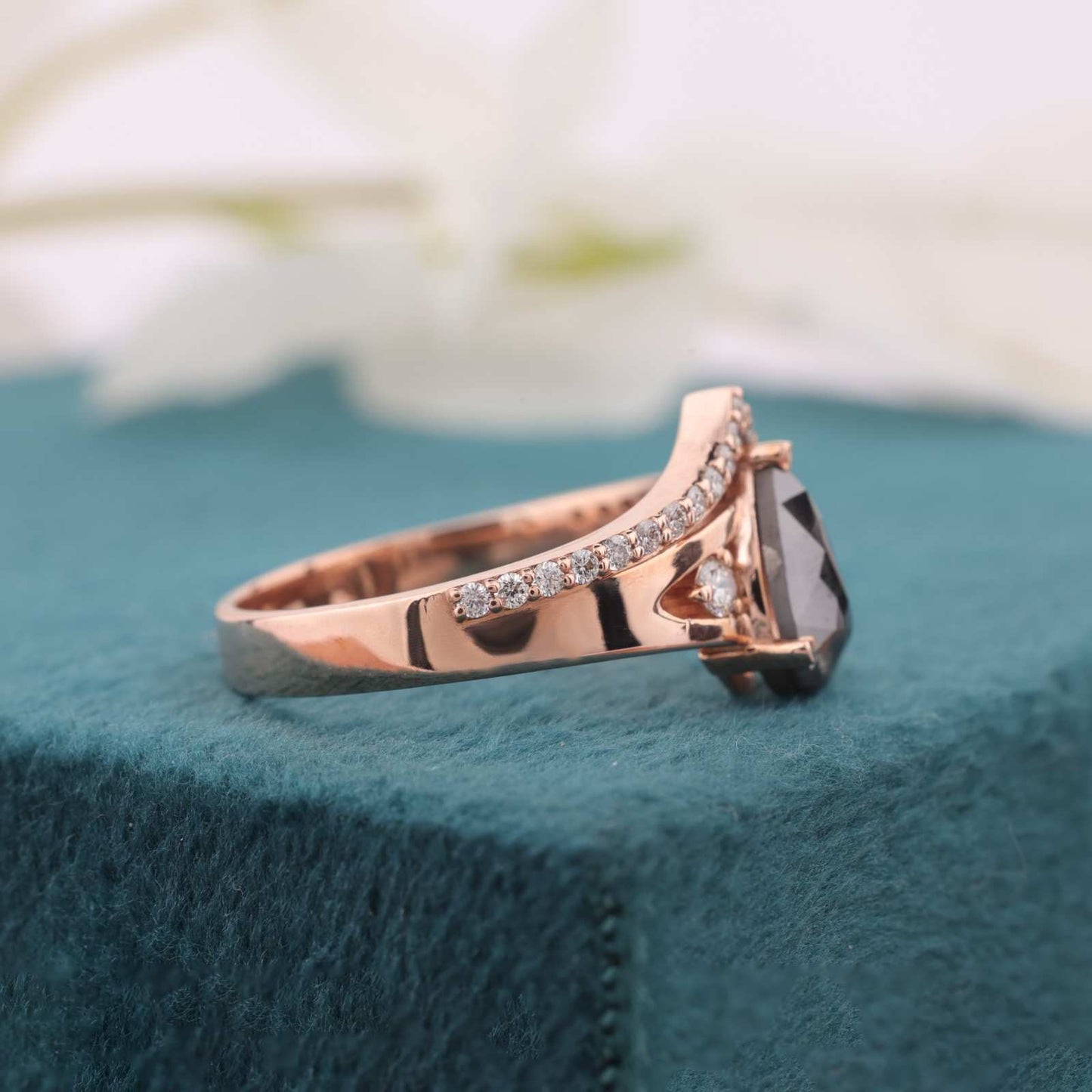 Alternative Rose Gold Bridal Set – Salt & Pepper Diamond