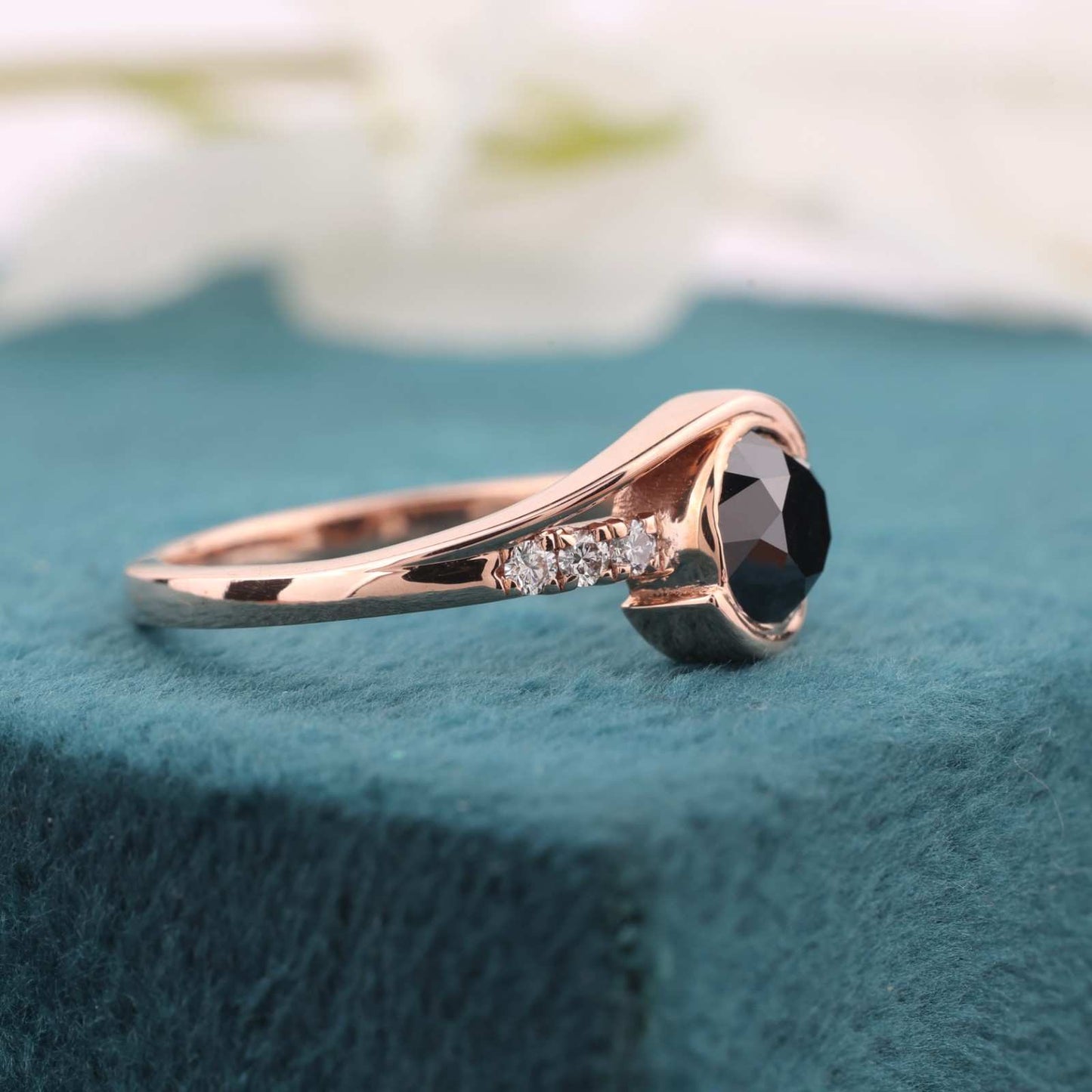 Twisted Rose Gold Ring – Black Stone with Diamond Accents