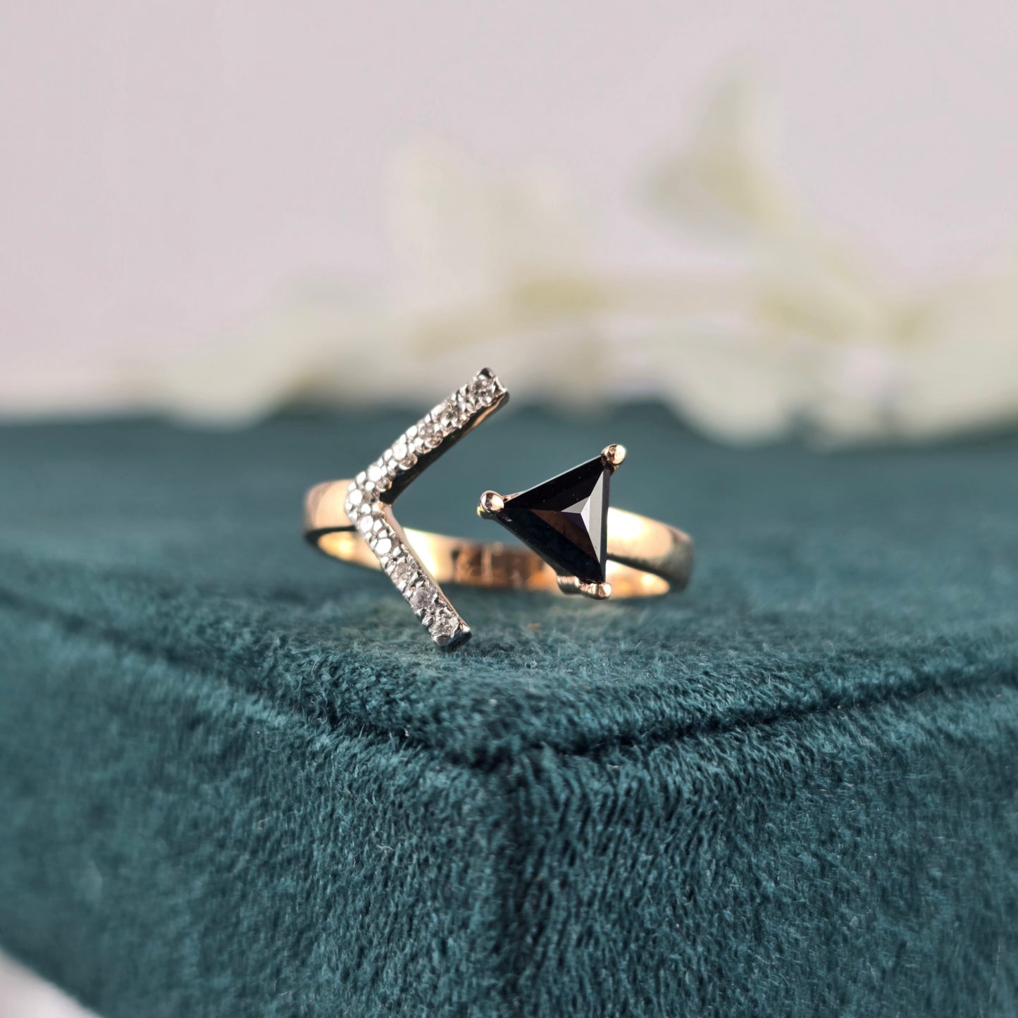 Black Triangle Diamond Chevron Ring – Sleek Rose Gold Style