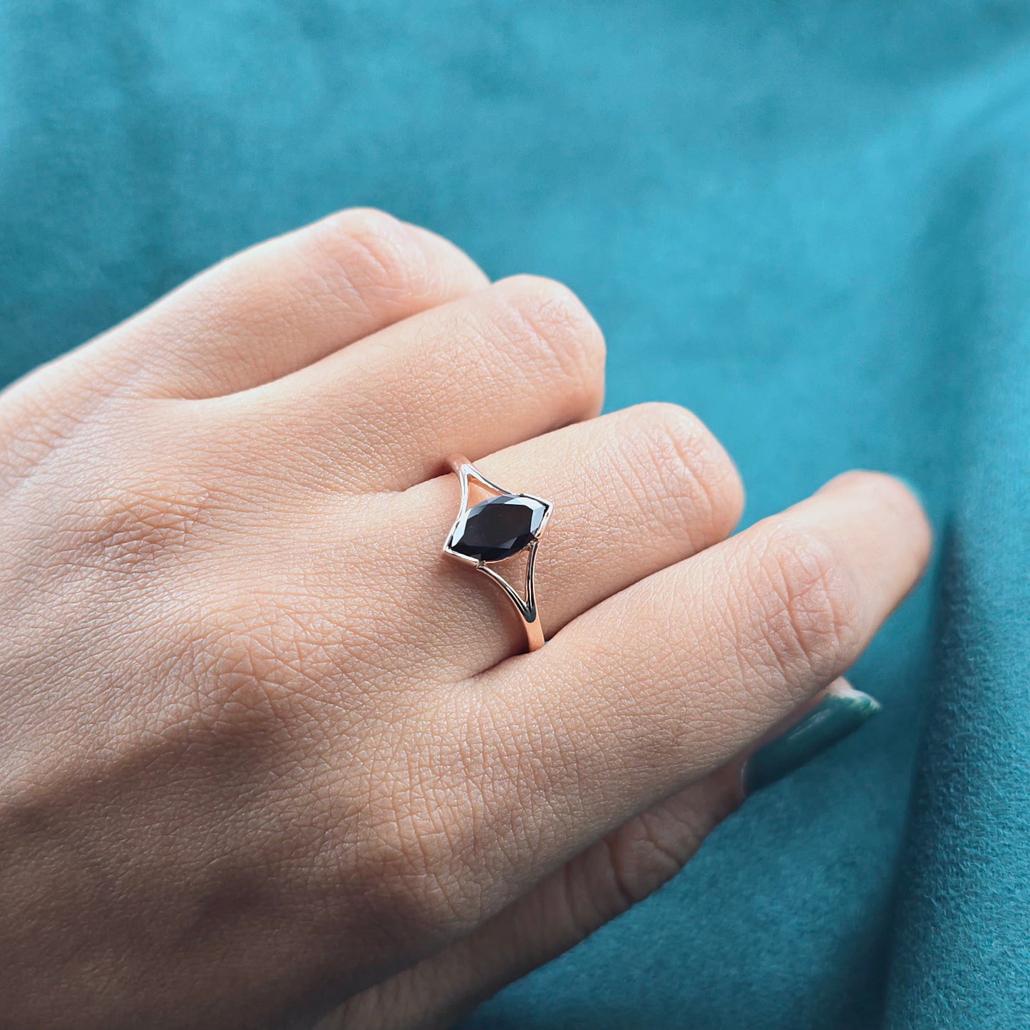 Premium Marquise Diamond – Sparkle with a Signature Shape