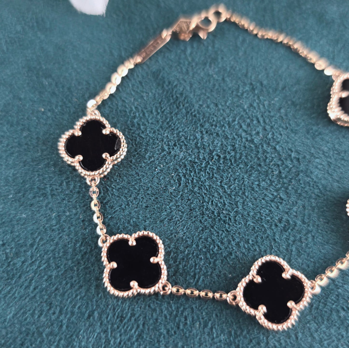 Black Onyx Clover Jewellery Set – Rose Gold Trio for Timeless Style
