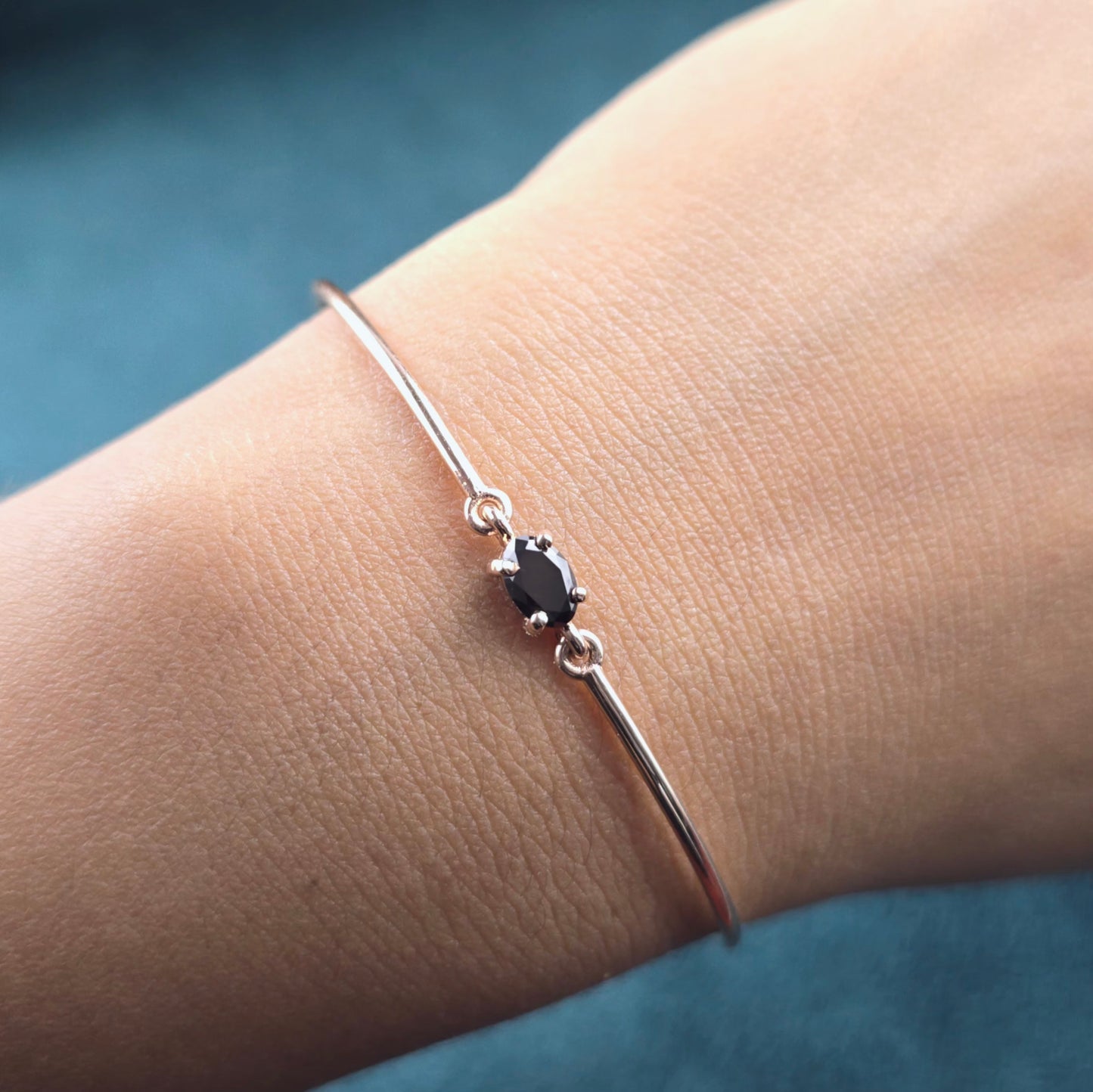 Minimalist Black Diamond Bracelet – Sleek Rose Gold Shine