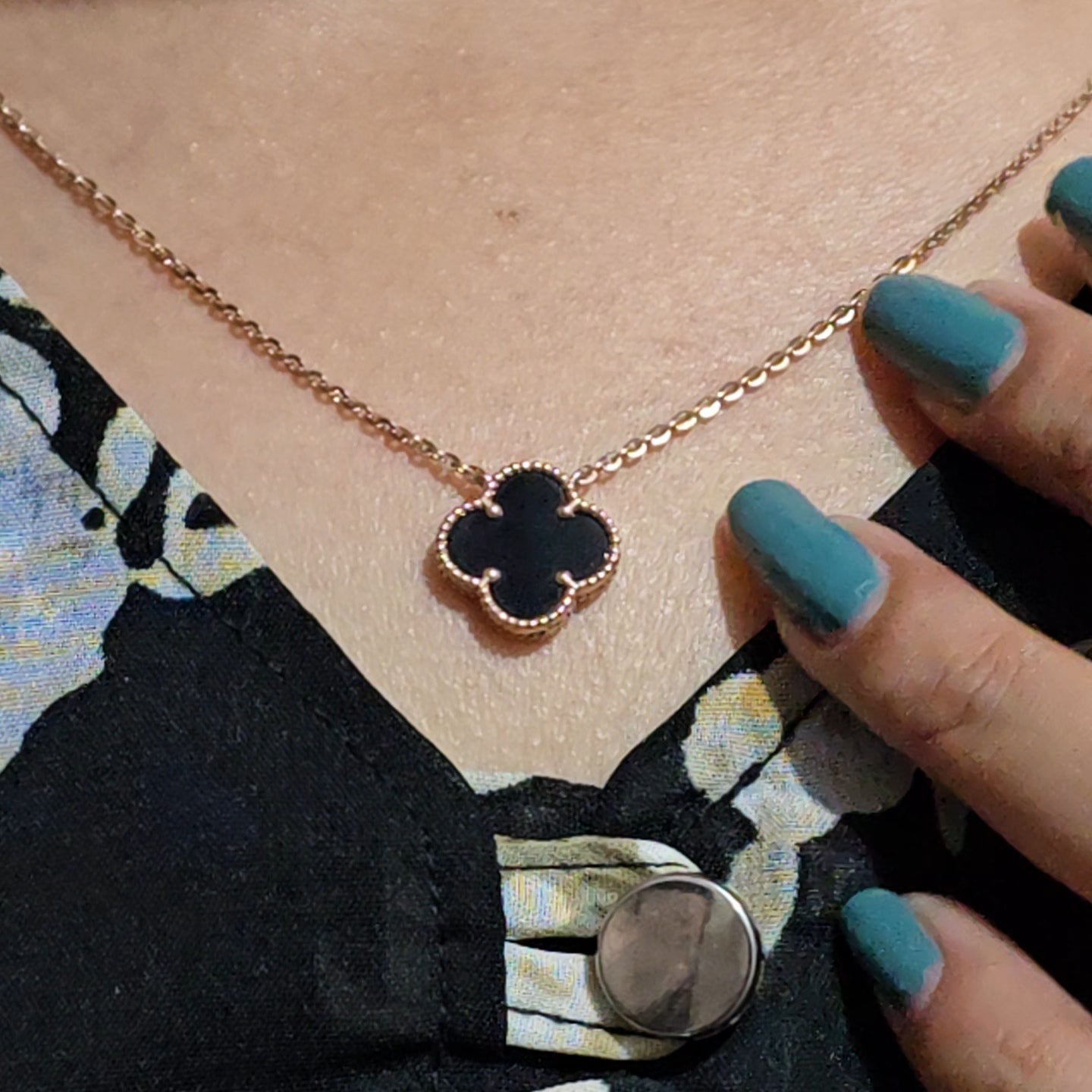 Black Onyx Clover Jewellery Set – Rose Gold Trio for Timeless Style