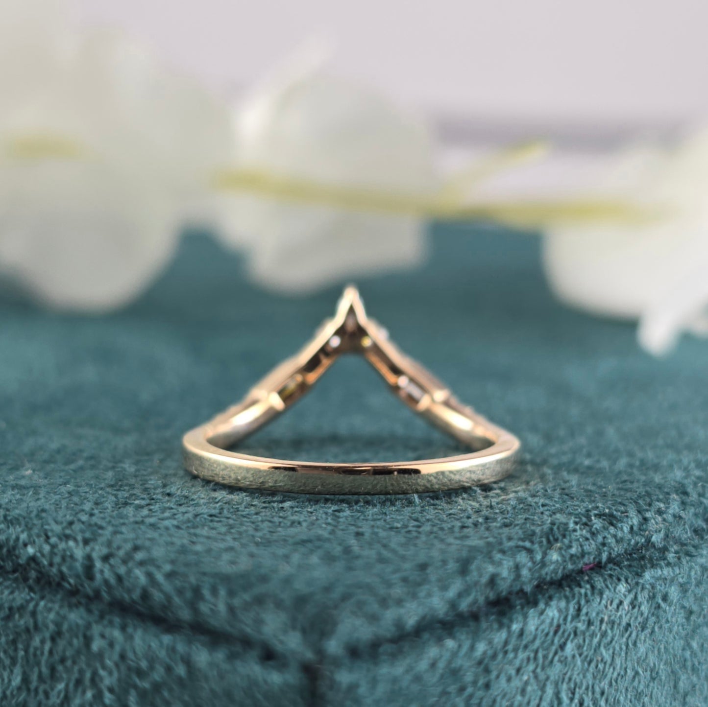 Triple-Cut Salt & Pepper Diamond Band with Bold Elegance