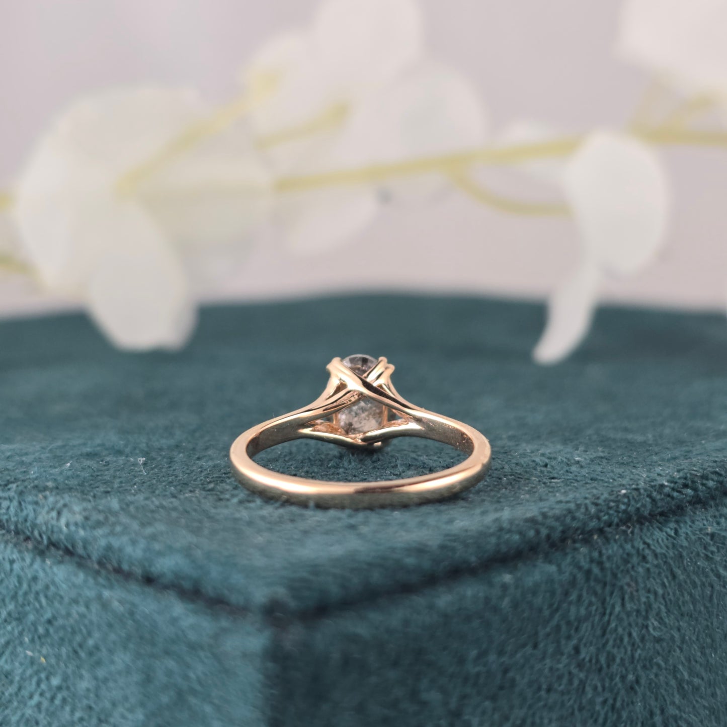 Oval Salt and Pepper Diamond Ring in 10K Gold – Unique Jewellery