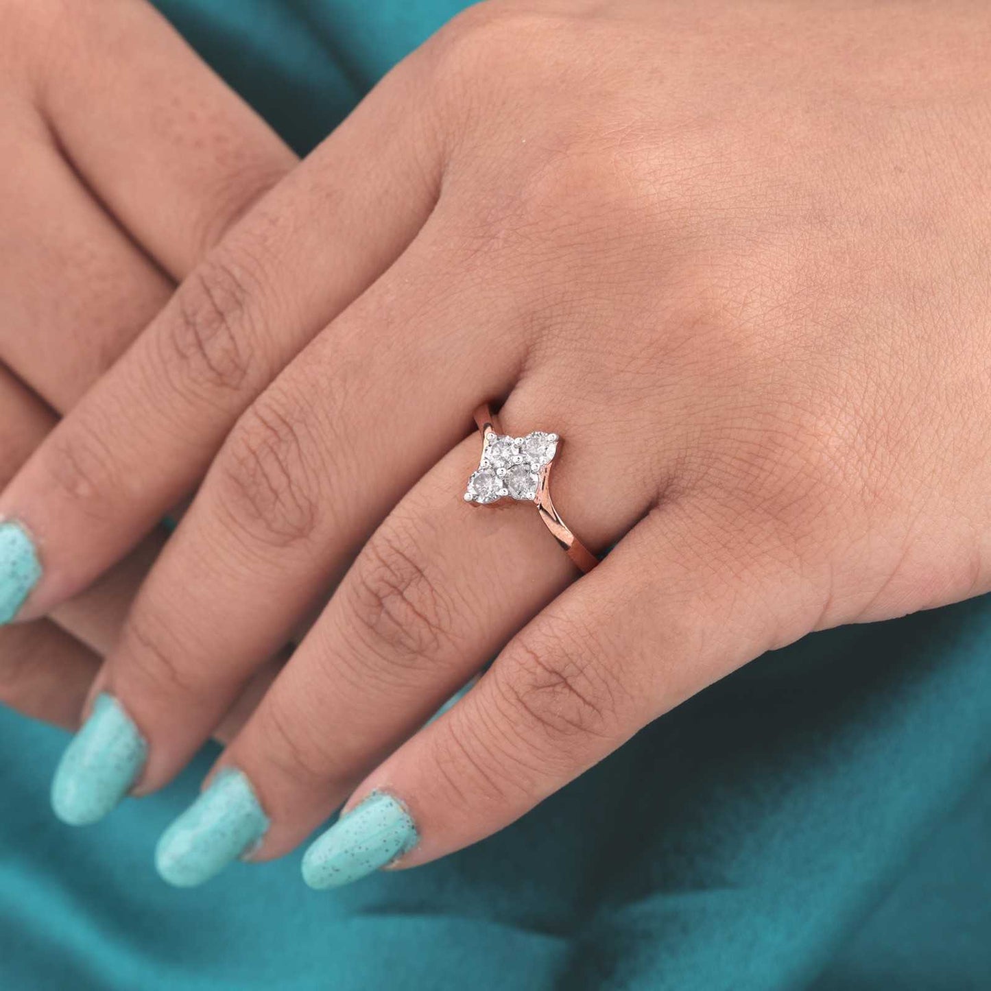Unique Cluster Engagement Ring – Rose Gold & Salt & Pepper