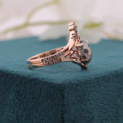 Salt and Pepper Diamond Oval Ring – Rose Gold with Timeless Edge