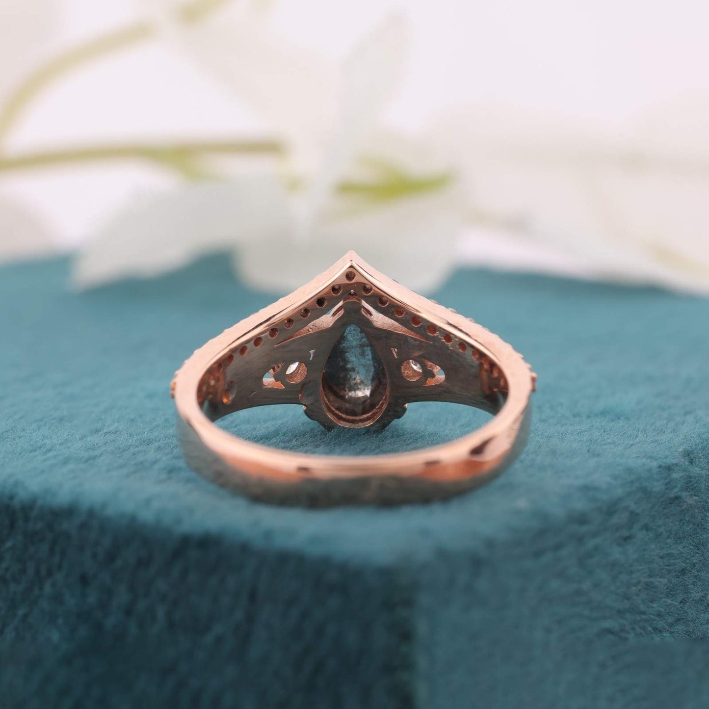 Alternative Rose Gold Bridal Set – Salt & Pepper Diamond