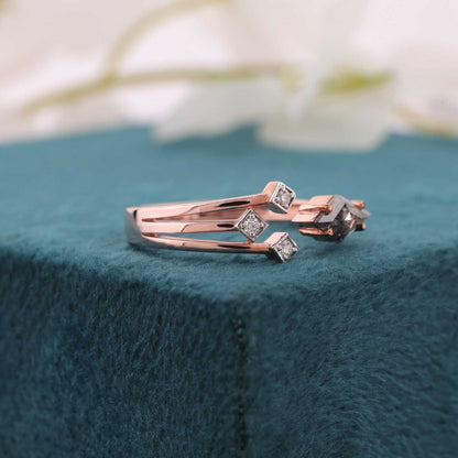 Salt & Pepper Kite Diamond Ring – Unique Geometric Engagement