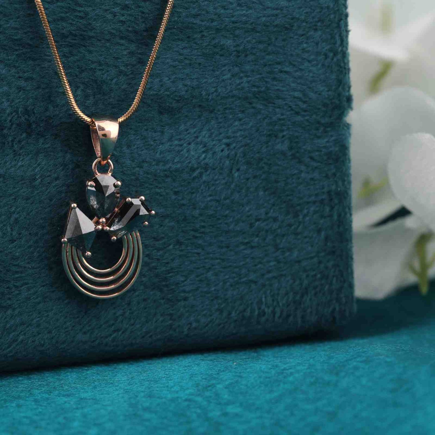 Minimalist Arc Necklace – Salt & Pepper Crystal in Rose Gold