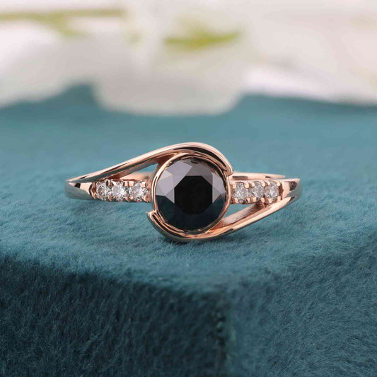 Twisted Rose Gold Ring – Black Stone with Diamond Accents