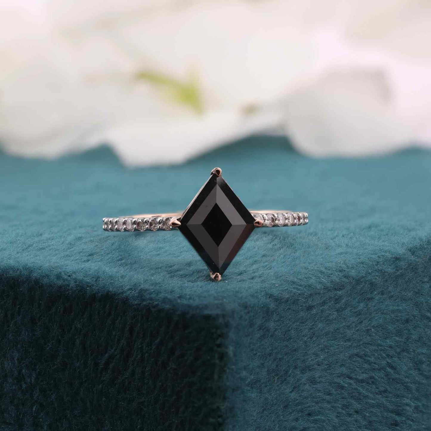 Diagonal Set Kite Black Diamond Engagement Ring – Rose Gold