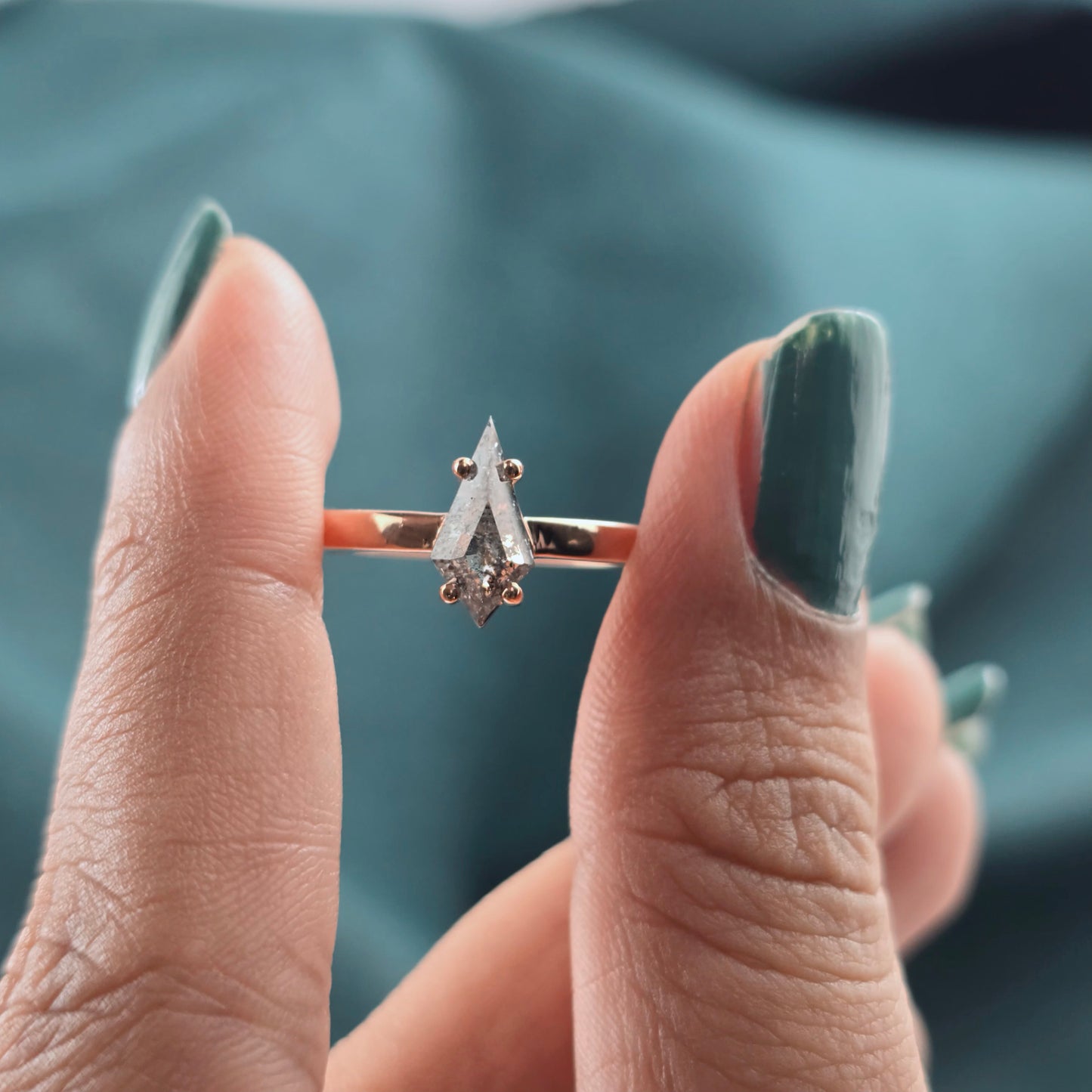 Geometric Kite Salt & Pepper Diamond Ring – Modern Edge