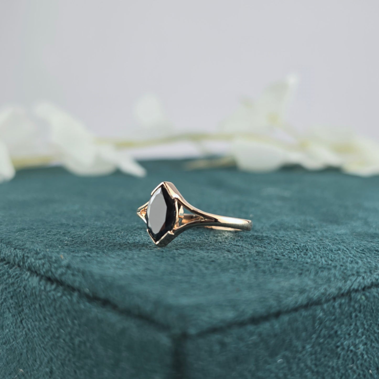 Premium Marquise Diamond – Sparkle with a Signature Shape