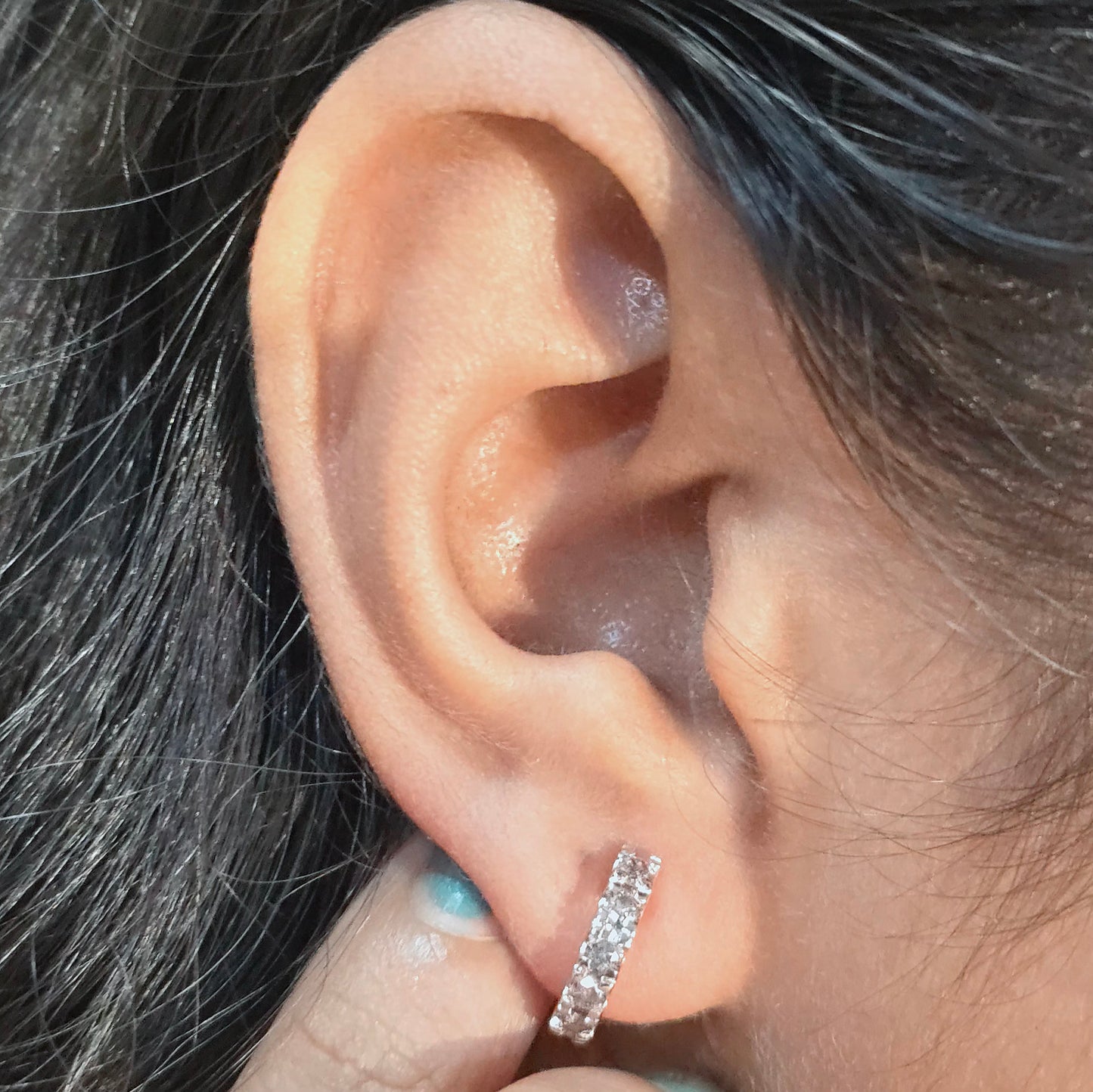 Elegant 10K Gold Huggie Hoops – Unisex Diamond Minimalism