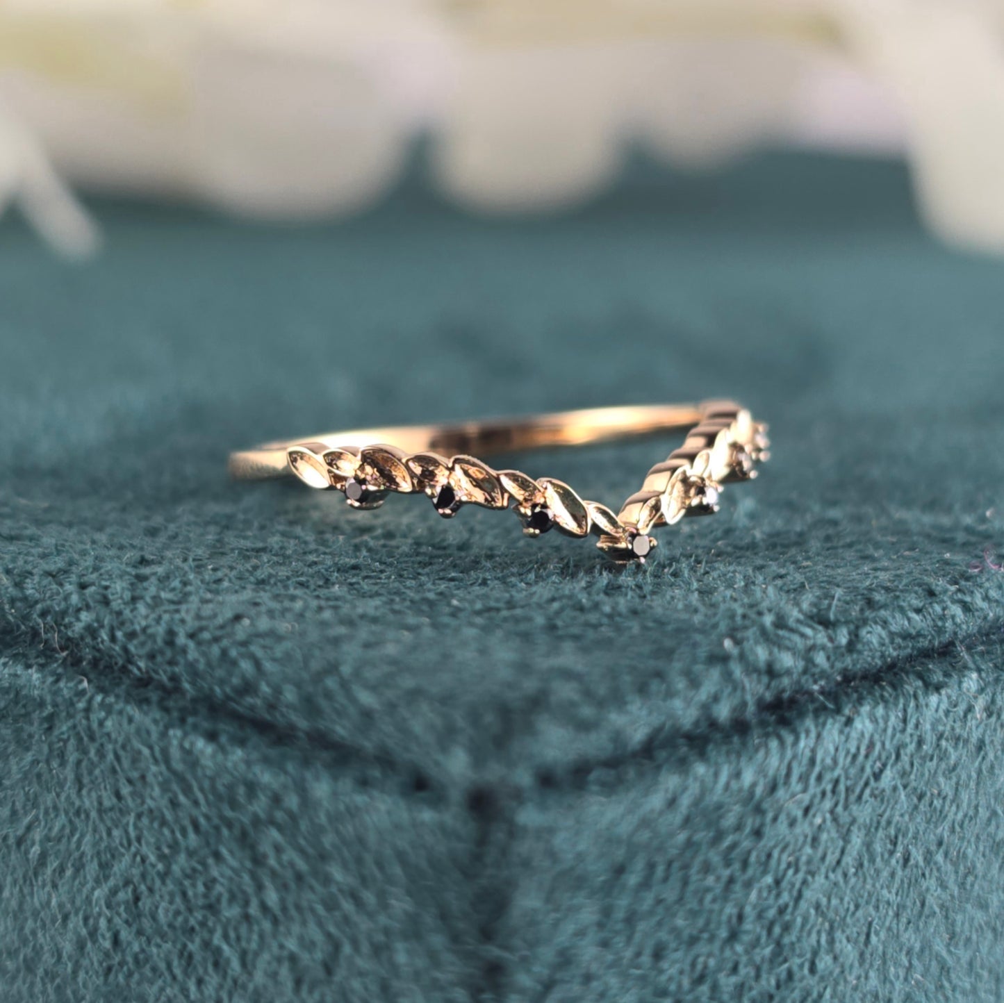 Elegant Spark Meets Edge – Round Black Diamond Band