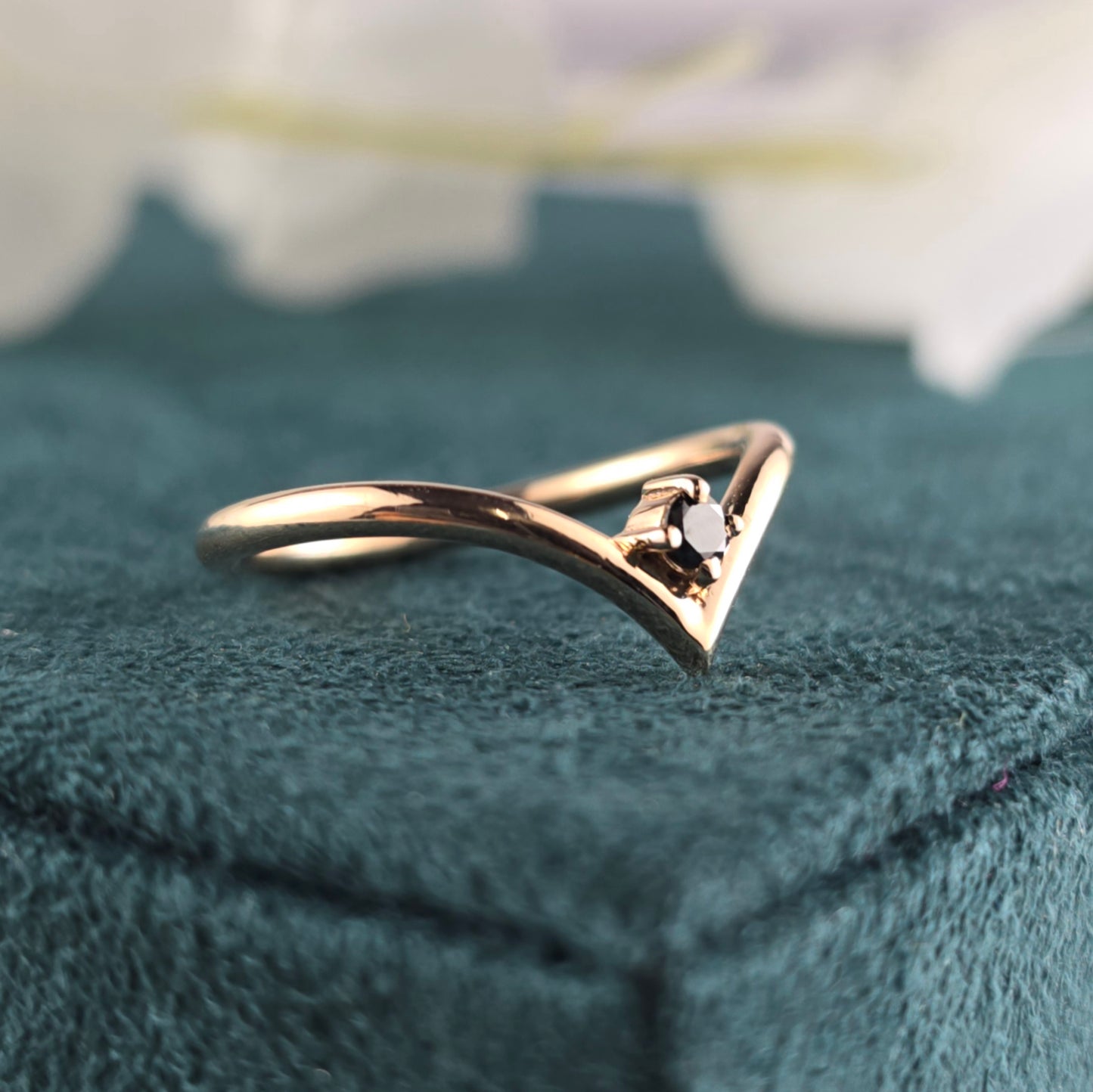 Simply Bold: Round Black Diamond Wedding Band for Her