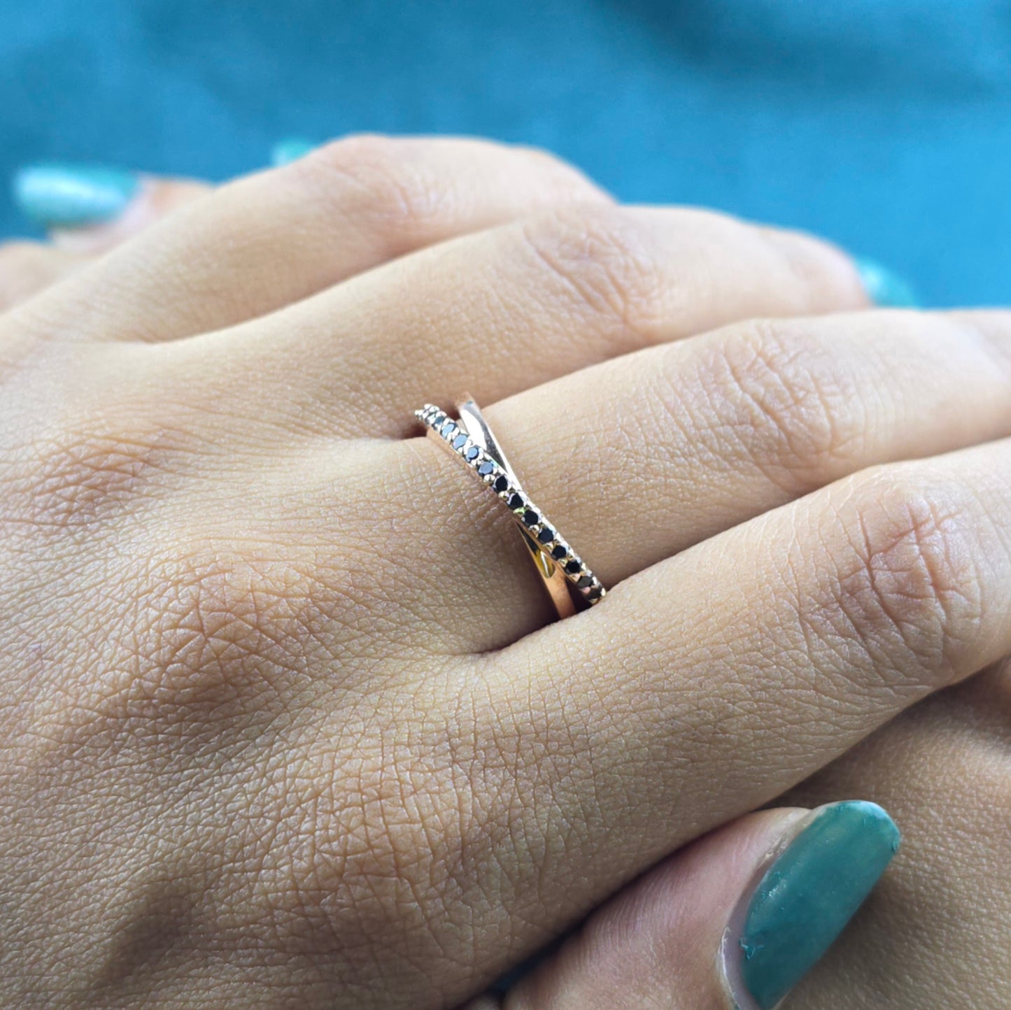 Black-Tie Minimalism: Round Black Diamond Band for Her
