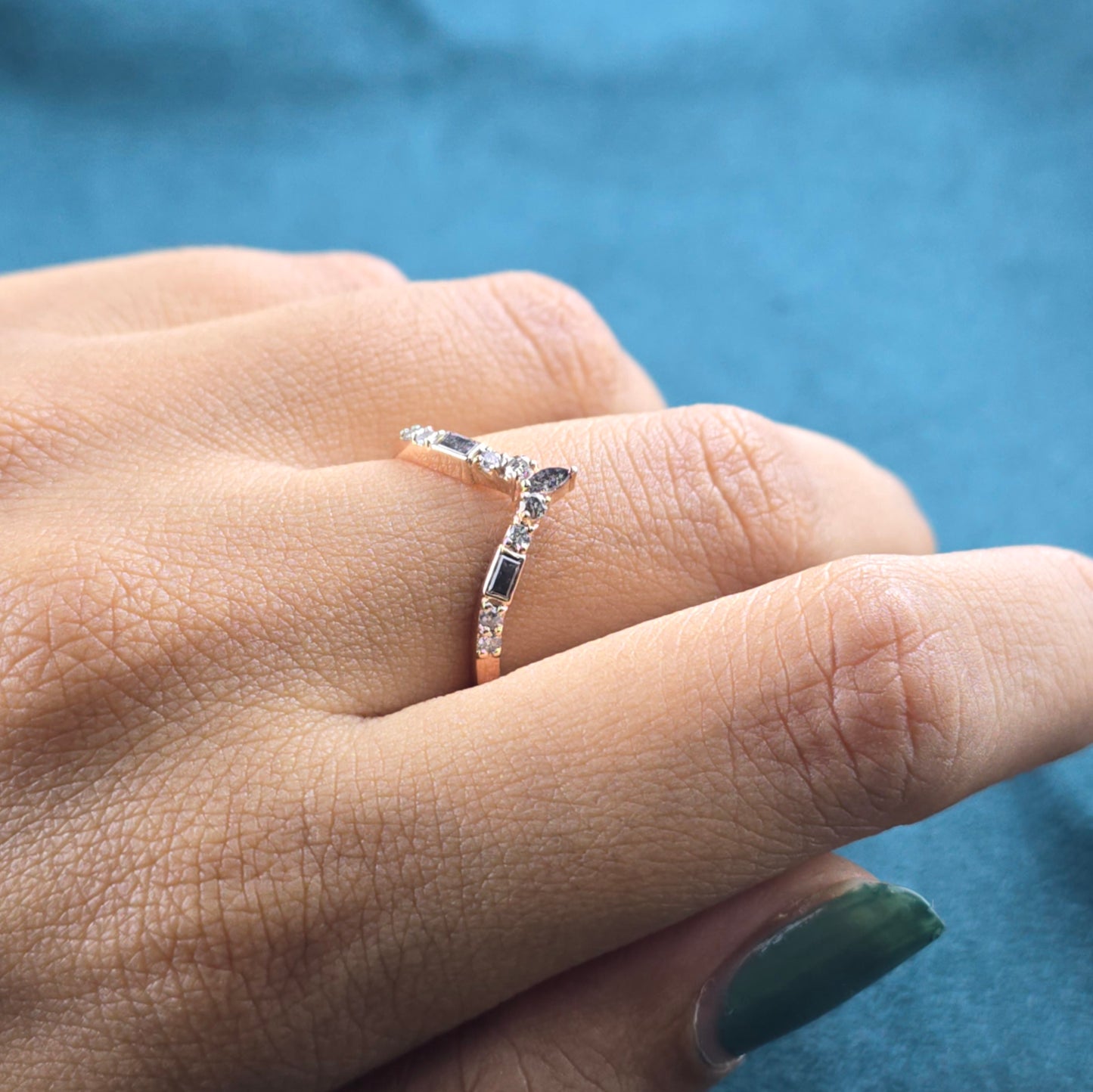 Triple-Cut Salt & Pepper Diamond Band with Bold Elegance