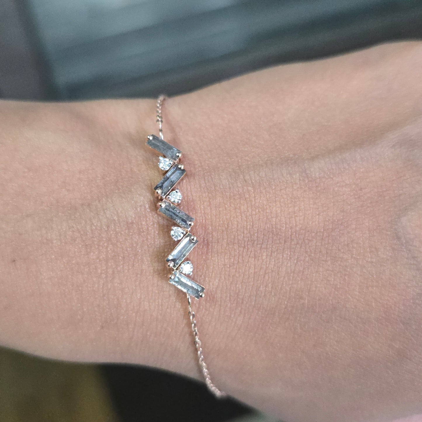 Geometric Diamond Bracelet in Rose Gold – Modern Zigzag Design