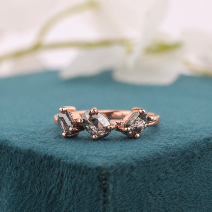 Salt & Pepper Diamond Ring in Rose Gold – Earthy, Elegant Vibes