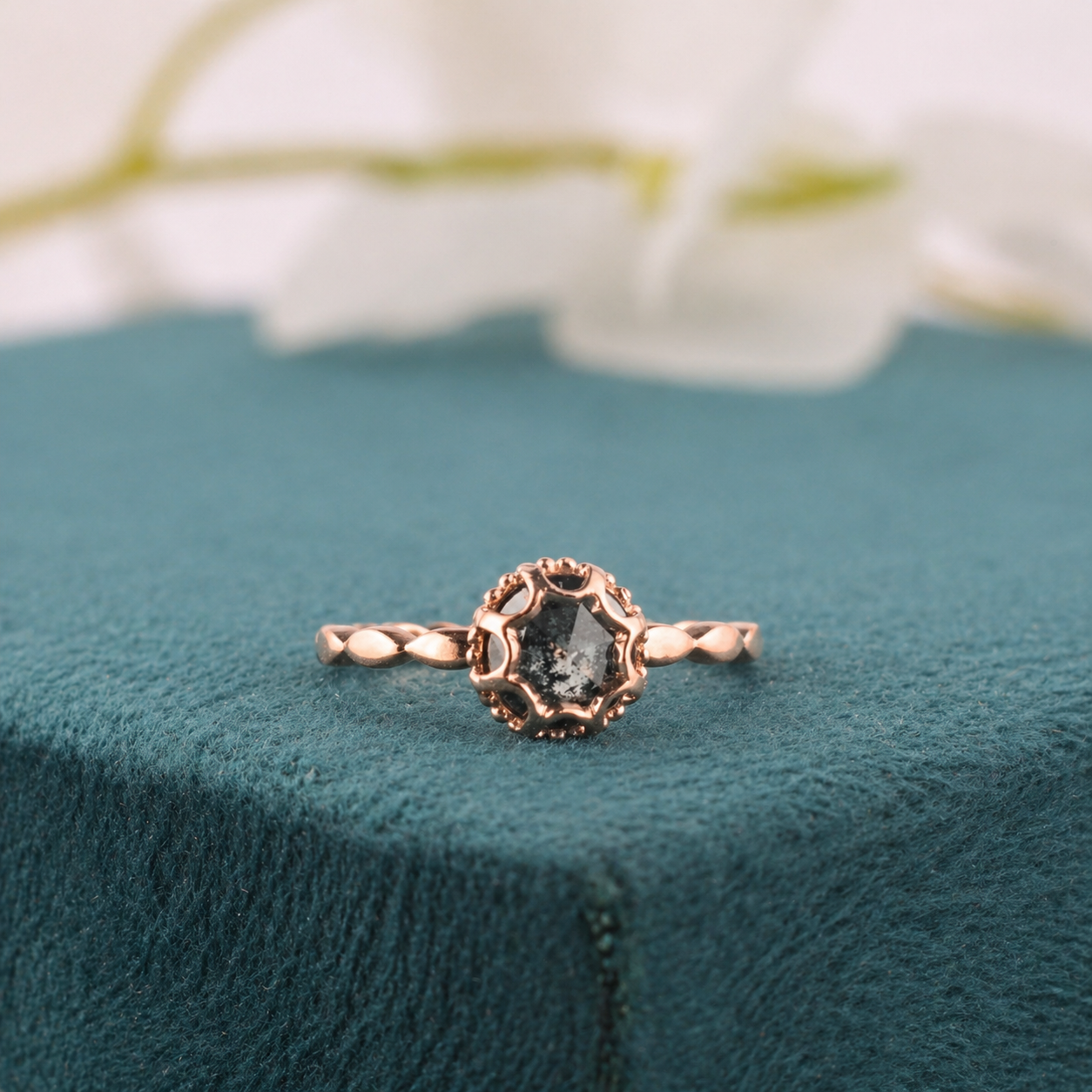 Dendritic Agate Solitaire in Rose Gold – Vintage Floral Ring