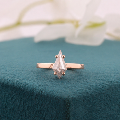Geometric Kite Salt & Pepper Diamond Ring – Modern Edge
