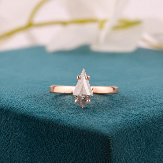 Geometric Kite Salt & Pepper Diamond Ring – Modern Edge