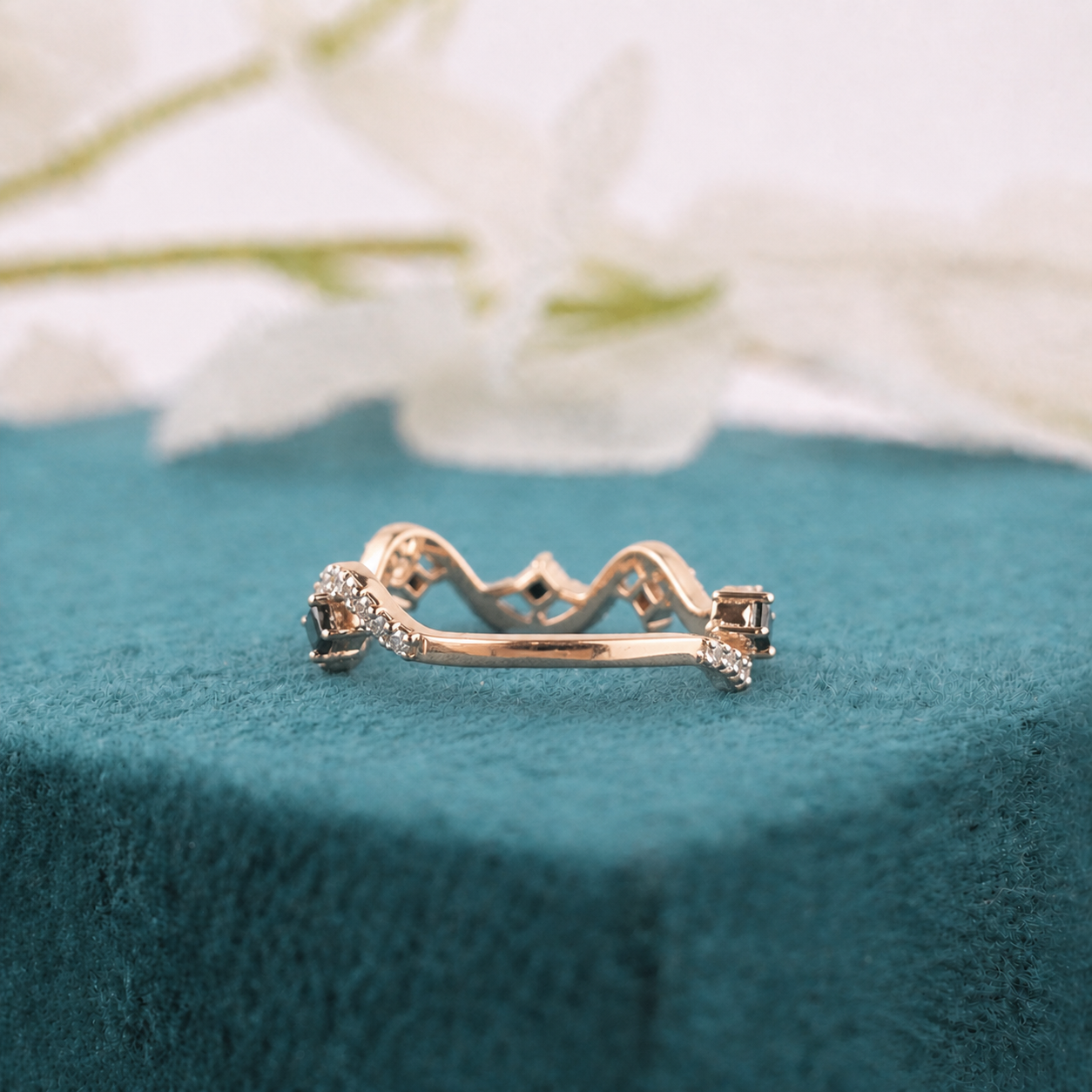 Bold Meets Brilliant – Princess Black and Round White Diamond Ring