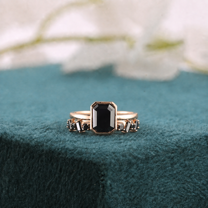 Make a Bold Promise with Our Emerald & Bauguette Black Diamond Ring