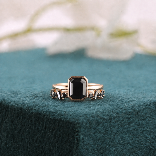 Make a Bold Promise with Our Emerald & Bauguette Black Diamond Ring