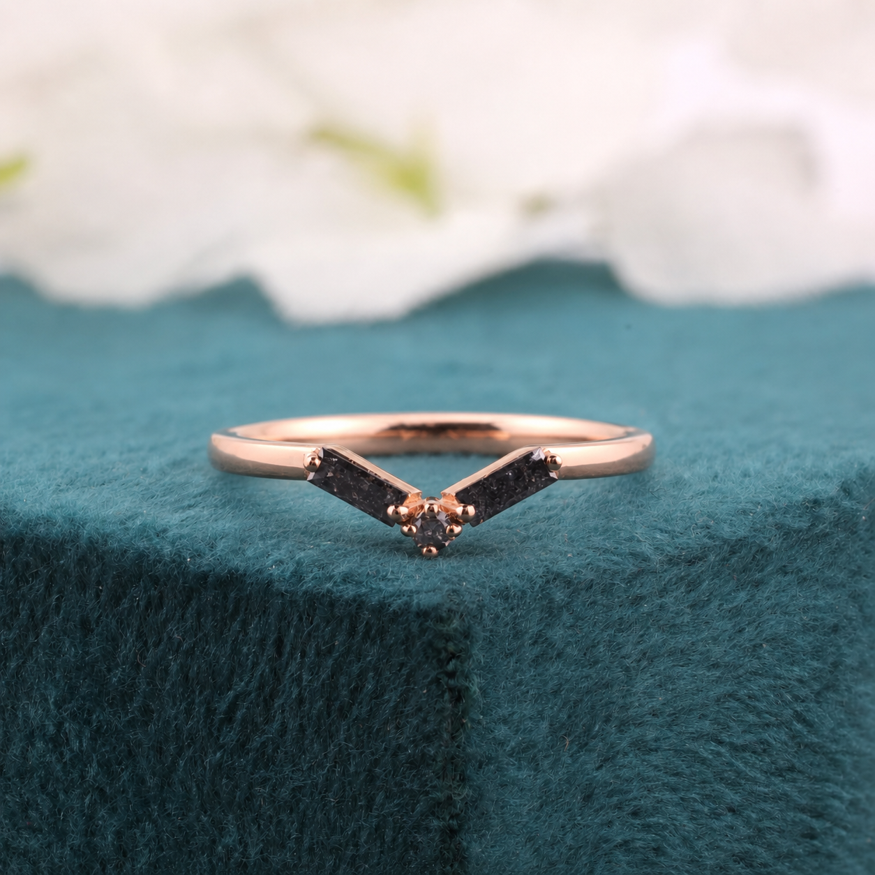 Edgy Elegance: Round and Baguette Salt and Pepper Diamond Band