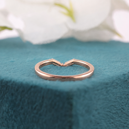 Edgy Elegance: Round and Baguette Salt and Pepper Diamond Band