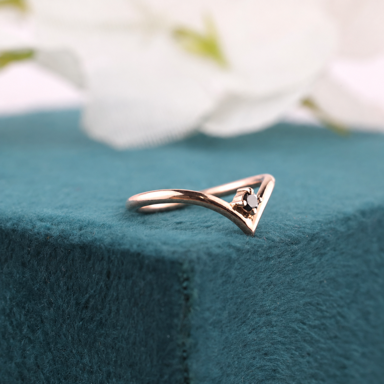 Simply Bold: Round Black Diamond Wedding Band for Her