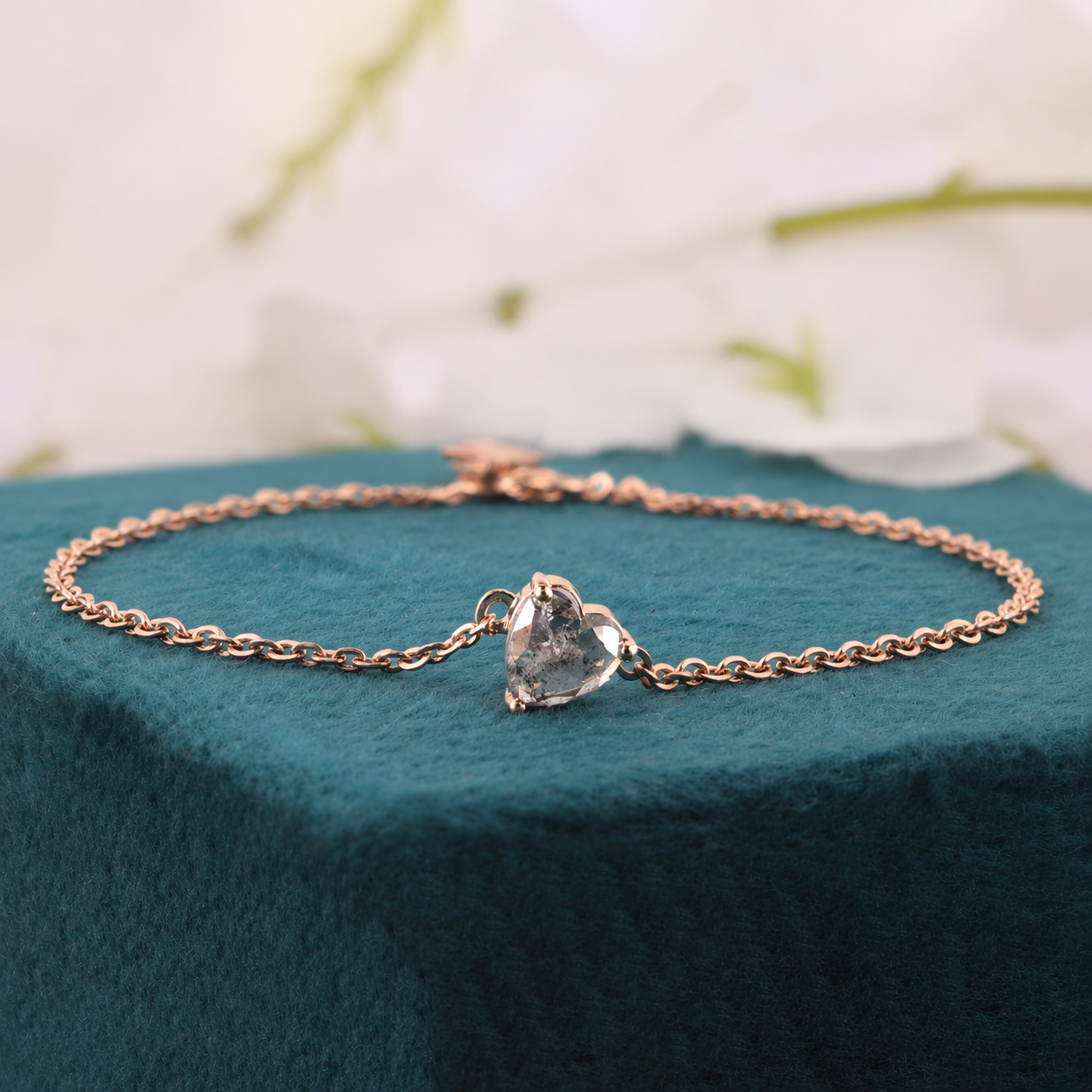 Heart Shaped Diamond Bracelet | Dainty Gold Chain Jewelry | Minimalist Everyday Bracelet | Handmade Gift for Her