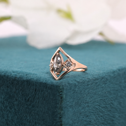 Marquise One and Two Round Ring – Elegant Mixed-Cut Design
