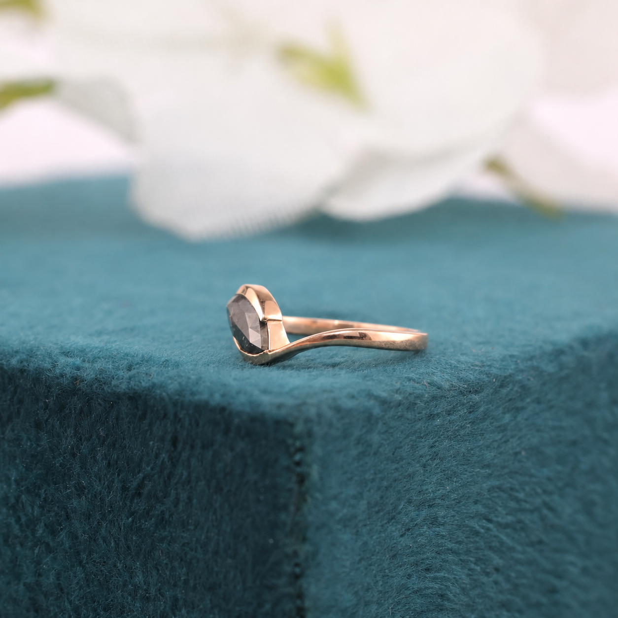 One Marquise Salt and Pepper Diamond Ring – Bold, Modern Charm