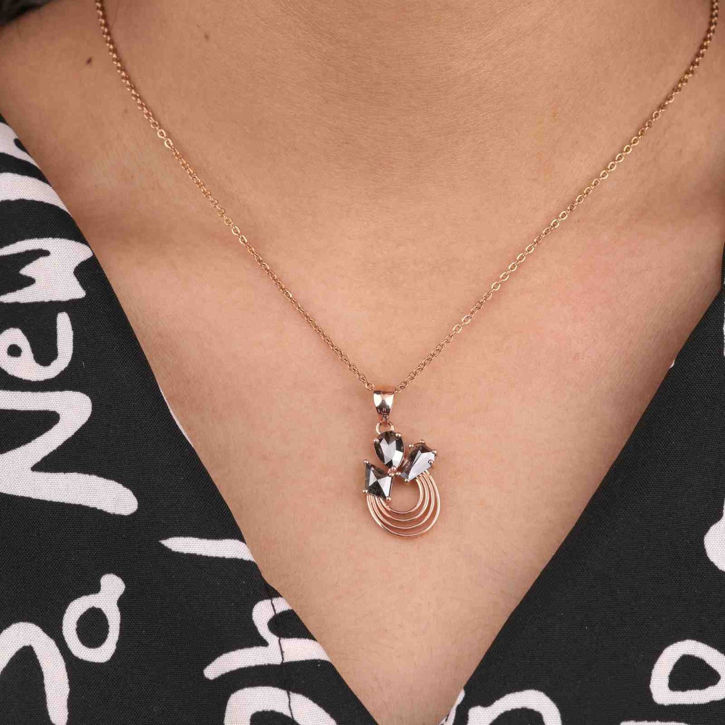Minimalist Arc Necklace – Salt & Pepper Crystal in Rose Gold