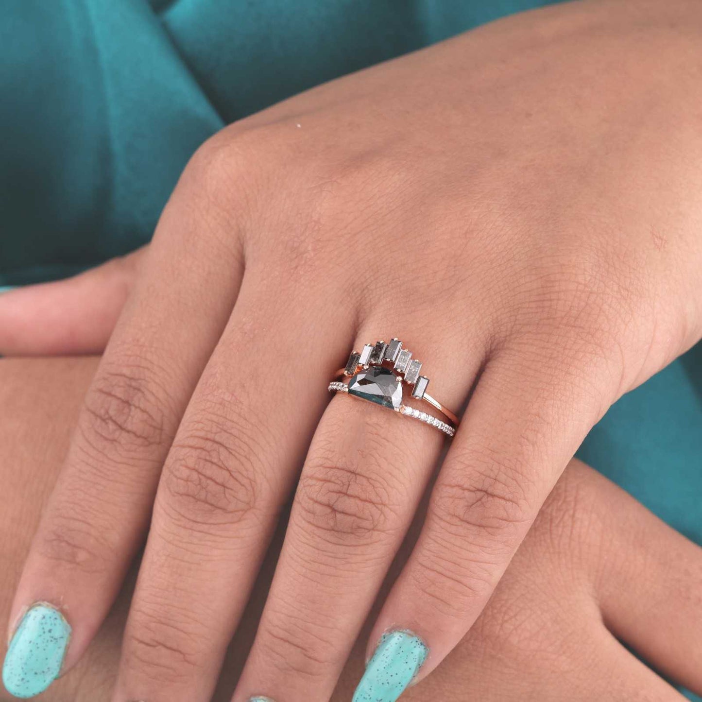 Salt & Pepper Ring Set in Rose Gold – Half-Moon & Baguette