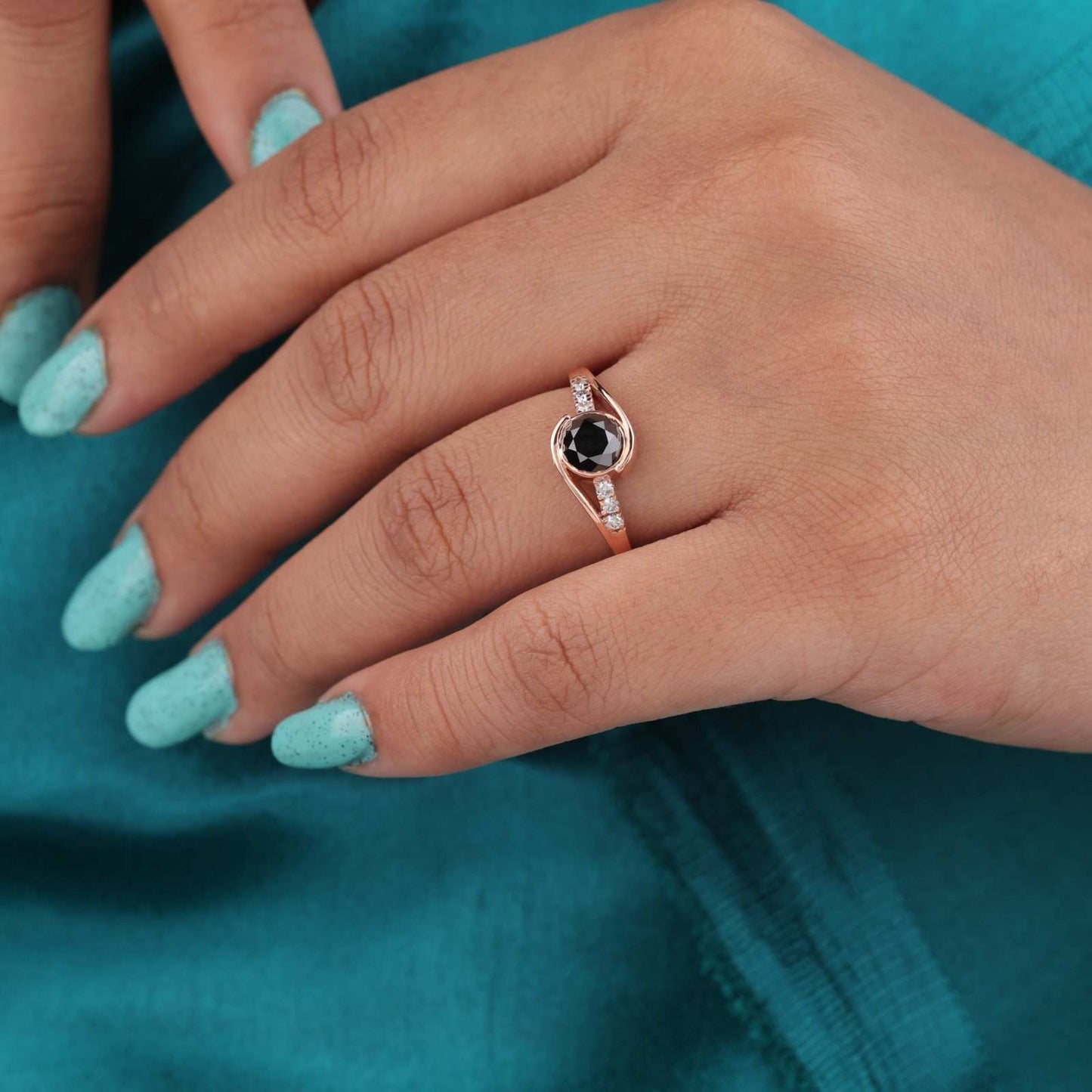 Twisted Rose Gold Ring – Black Stone with Diamond Accents