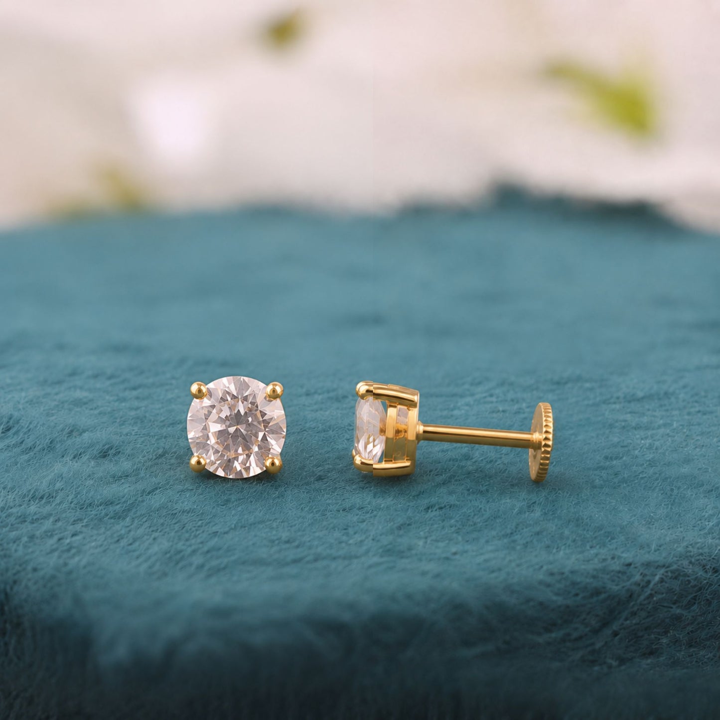 Classic Gold Stud Earrings – Minimal Everyday Round Lab Grown Diamond Studs