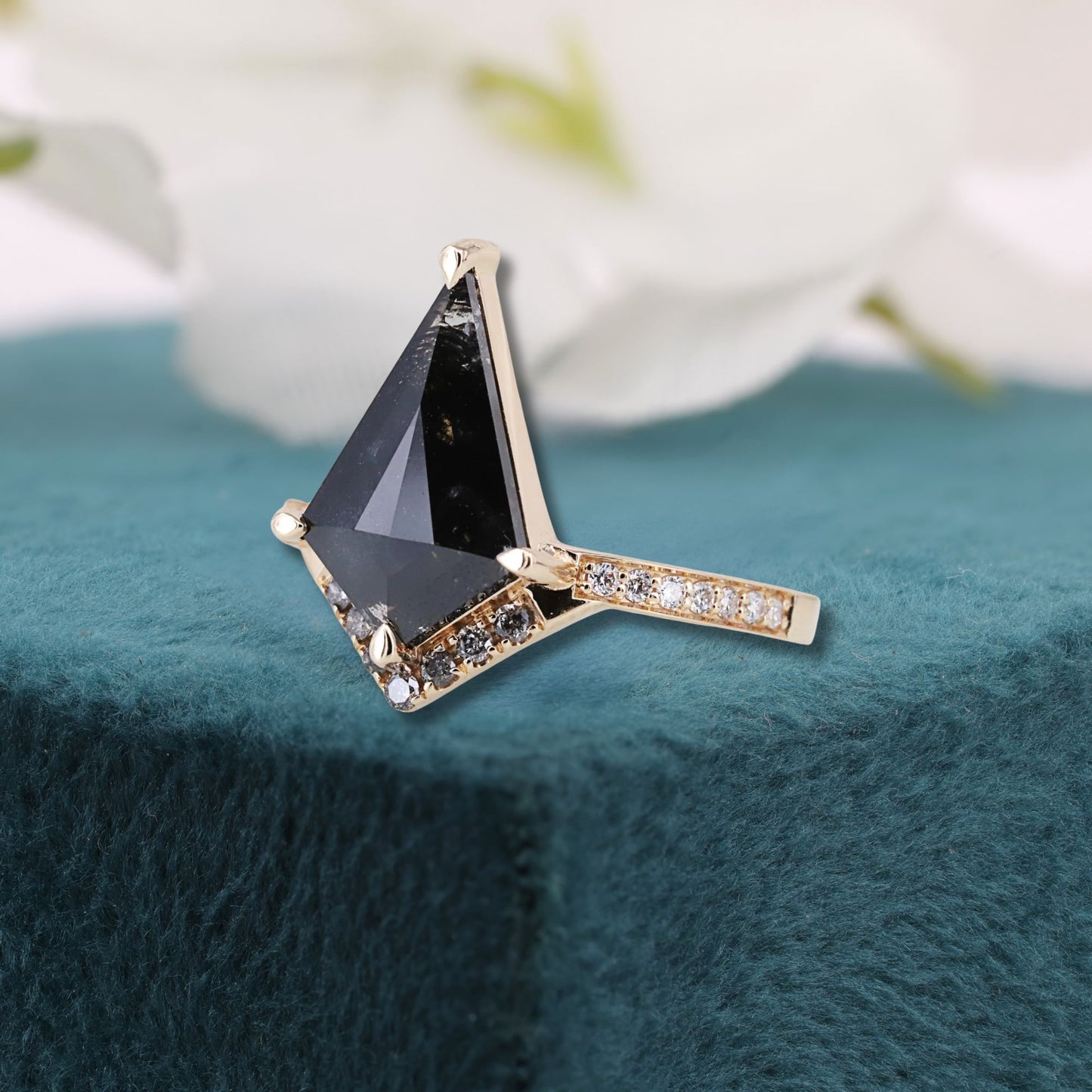 Kite Salt and Pepper Diamond Ring Rose Gold | Unique Engagement Ring | Geometric Diamond Ring | Alternative Bridal Ring | Modern Gift